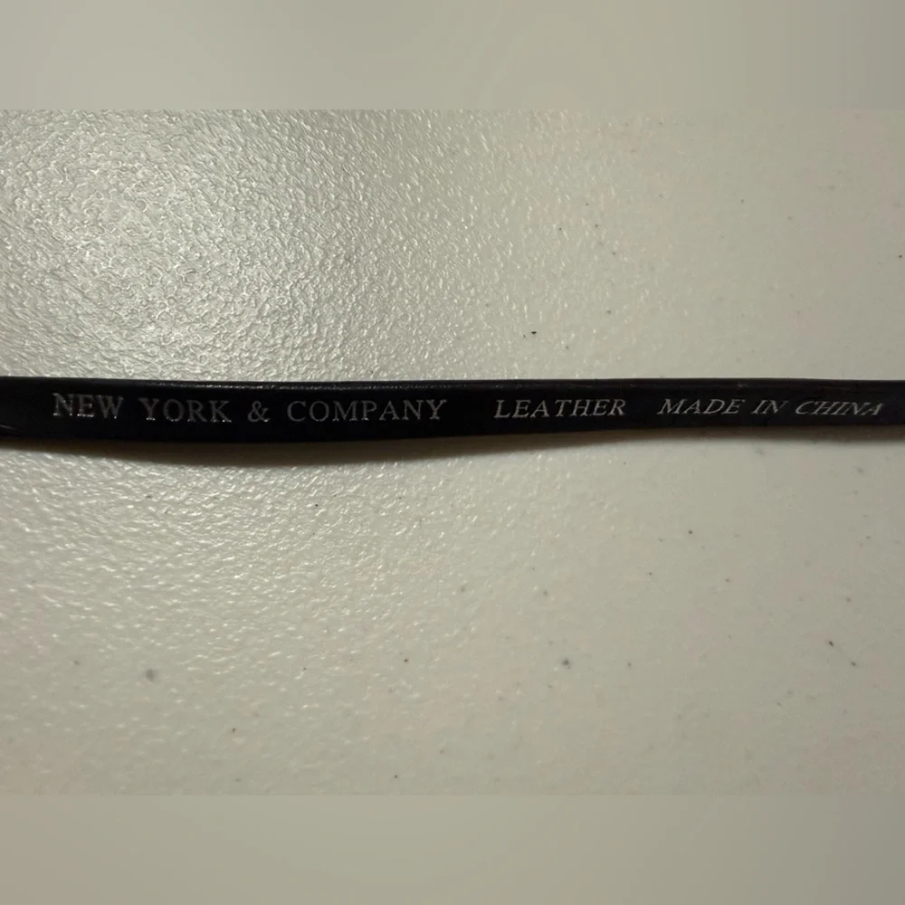 VTG New York & Company Black Thin Leather Belt Hook and Eye Buckle One Size Y2K